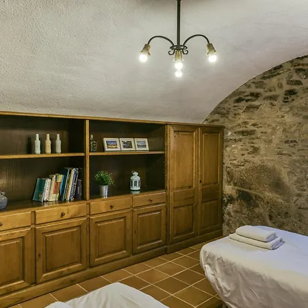Mas Cases Villa Girona